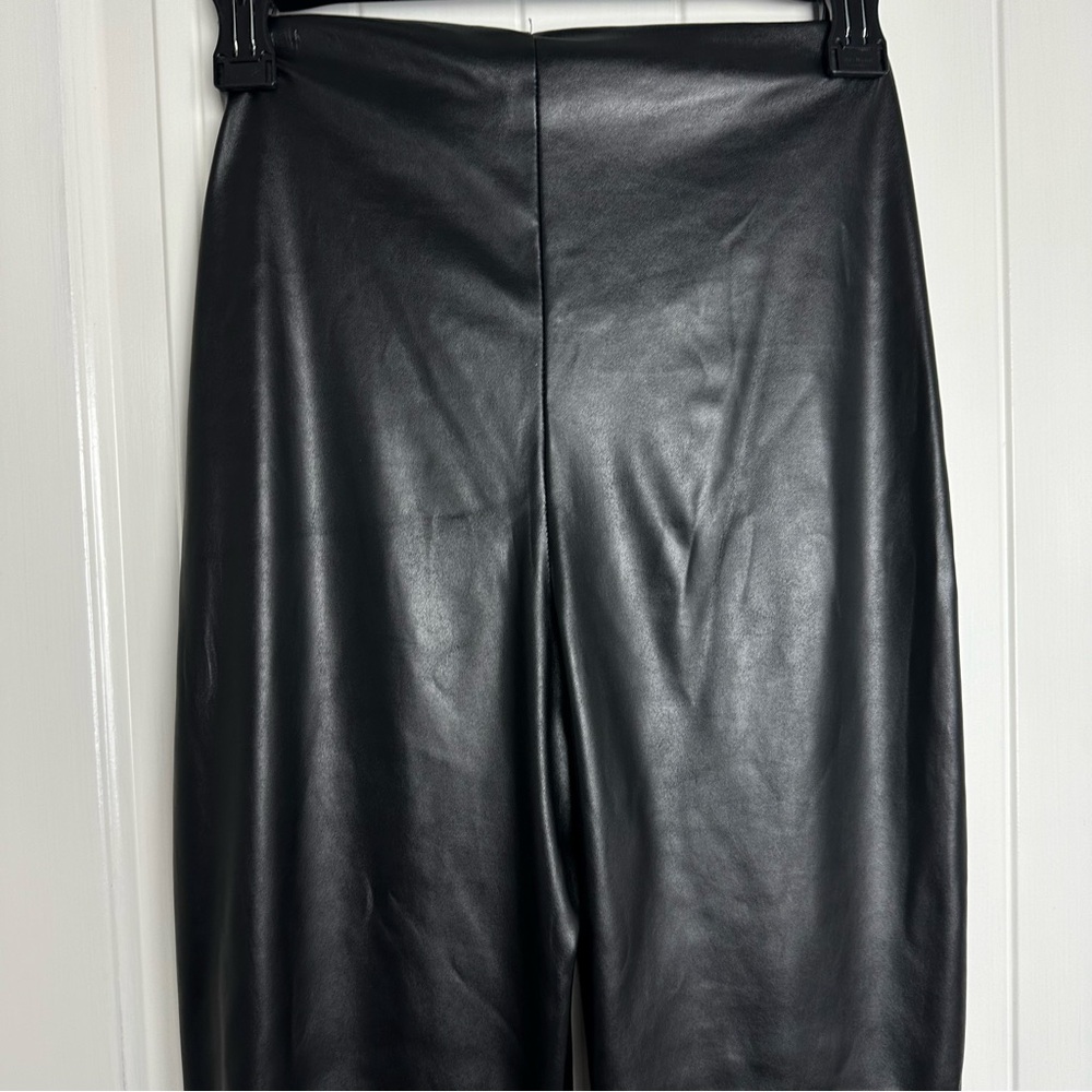 Pretty Little Thing edgy black high waisted faux leather legging pants size 4 - Picture 4 of 7